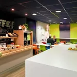 Ibis Budget Centre 2*