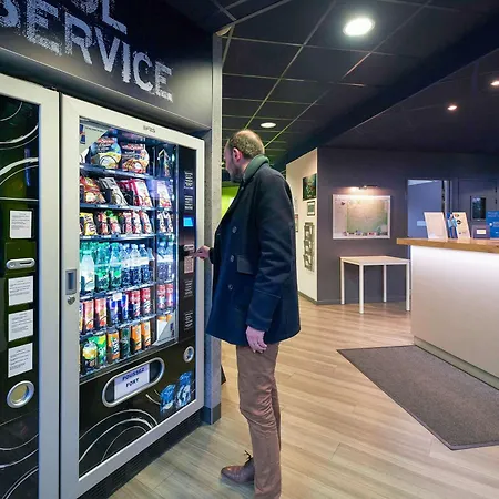 Ibis Budget Centre 2*