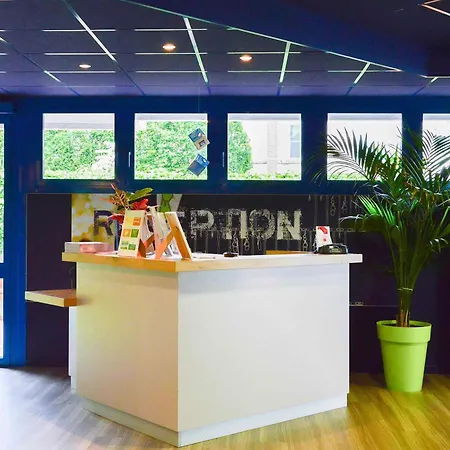 Ibis Budget Centre Hotel 2*