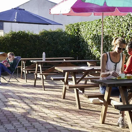 Ibis Budget Centre 2*