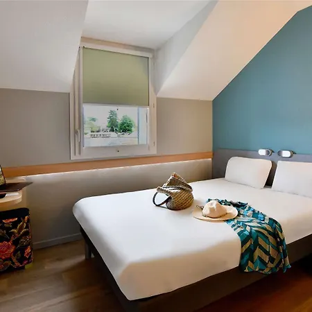 Ibis Budget Centre Hotel 2*