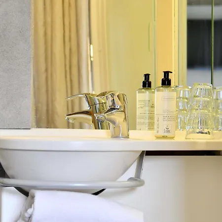 Hotel Ibis Budget Centre 2*