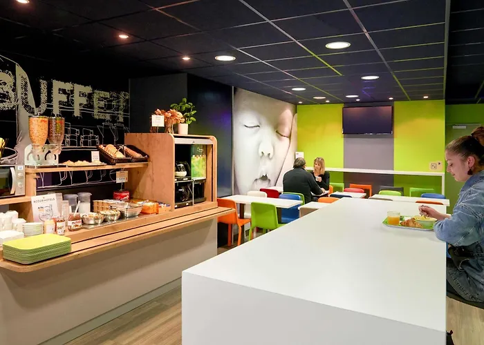 Ibis Budget Centre 2*