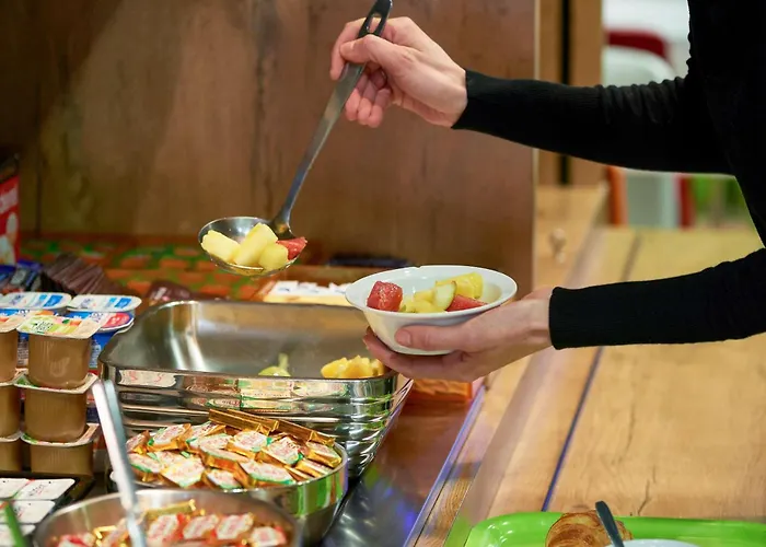 Ibis Budget Centre Hotel 2*